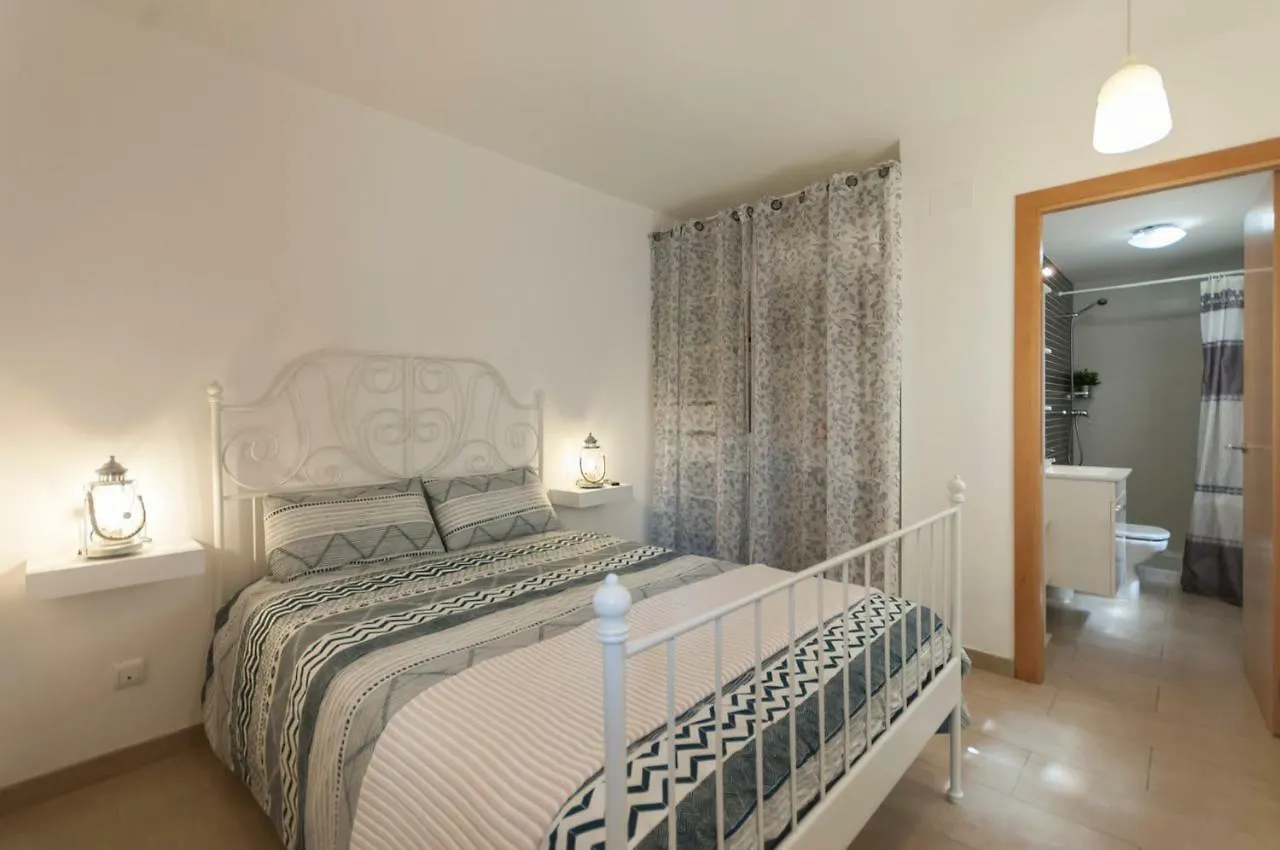טוסה דה מאר Lets Holidays Mediterranean Apartment 3 Minutes To The Beach 3 0*, טוסה דה מאר