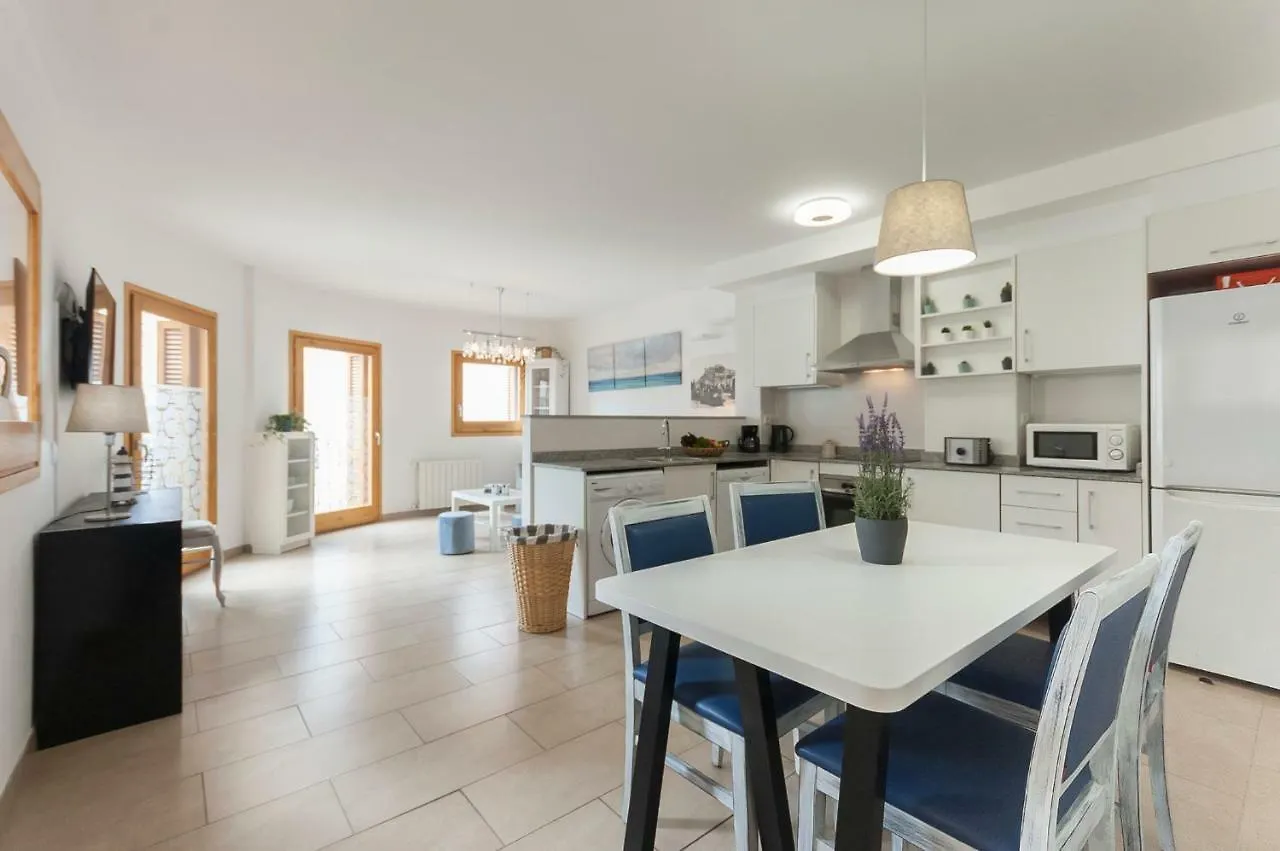 טוסה דה מאר Lets Holidays Mediterranean Apartment 3 Minutes To The Beach 3